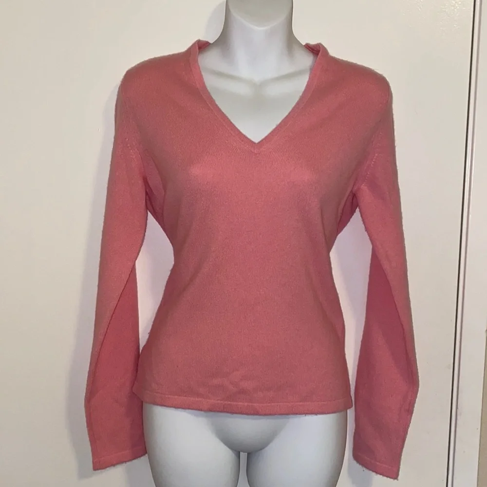 Pringle of Scotland Cashmere V-neck Sweater - Picture 1 of 7